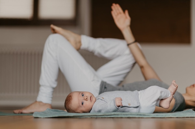 BON CADEAU 1 séance privée à domicile / Yoga Postnatal 